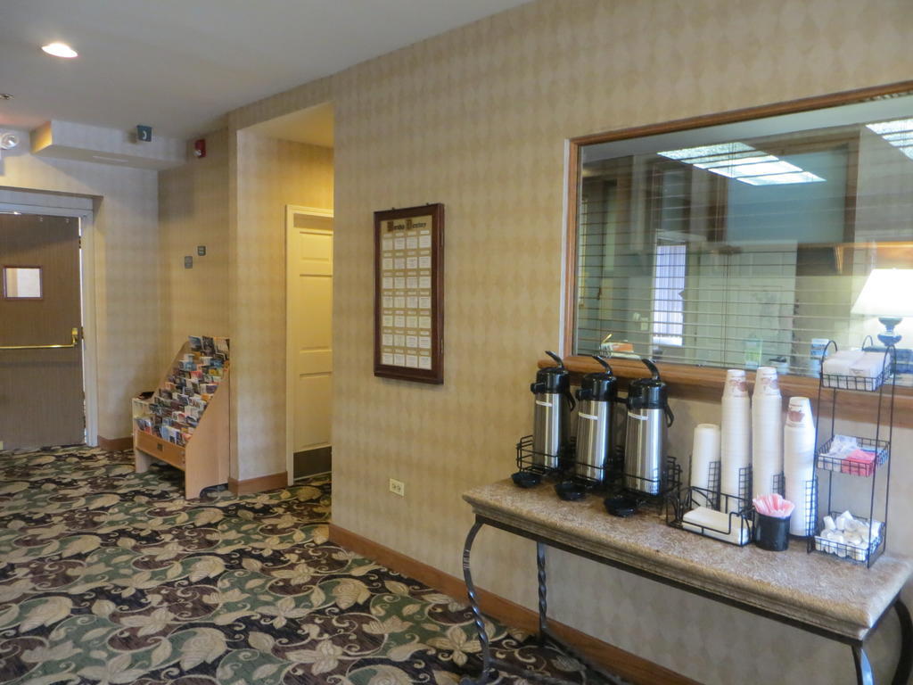 Rodeway Inn Skokie エバンストン エクステリア 写真